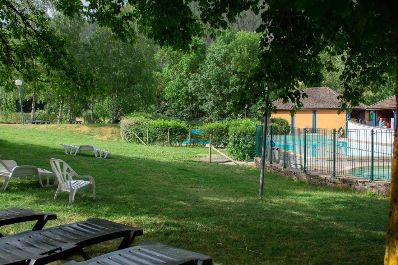 Village De Gites De Chanac Exterior foto